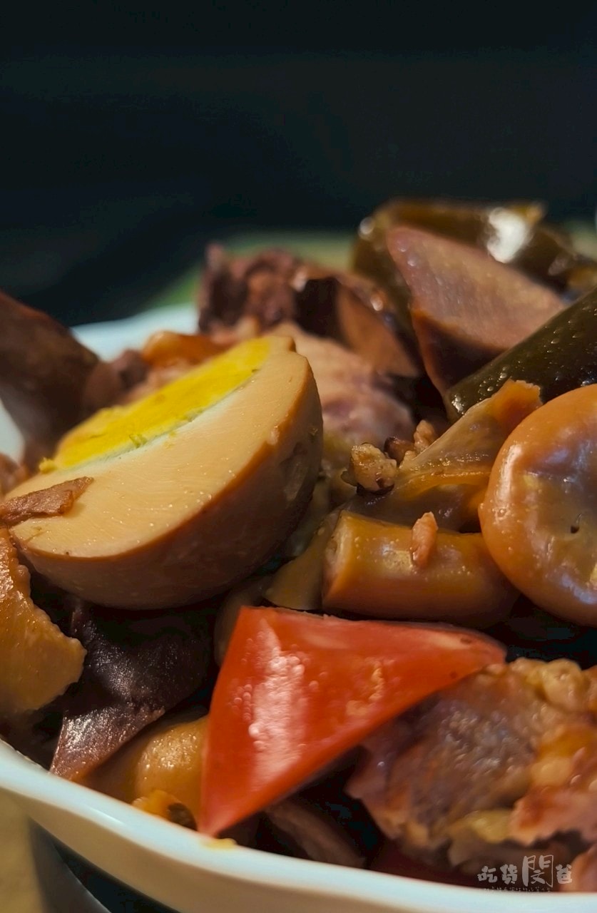 哈爾濱街陽春麵飯｜高雄三民｜後驛最強滷味！超佛心麵店，飯麵涮嘴！滷味秒殺！