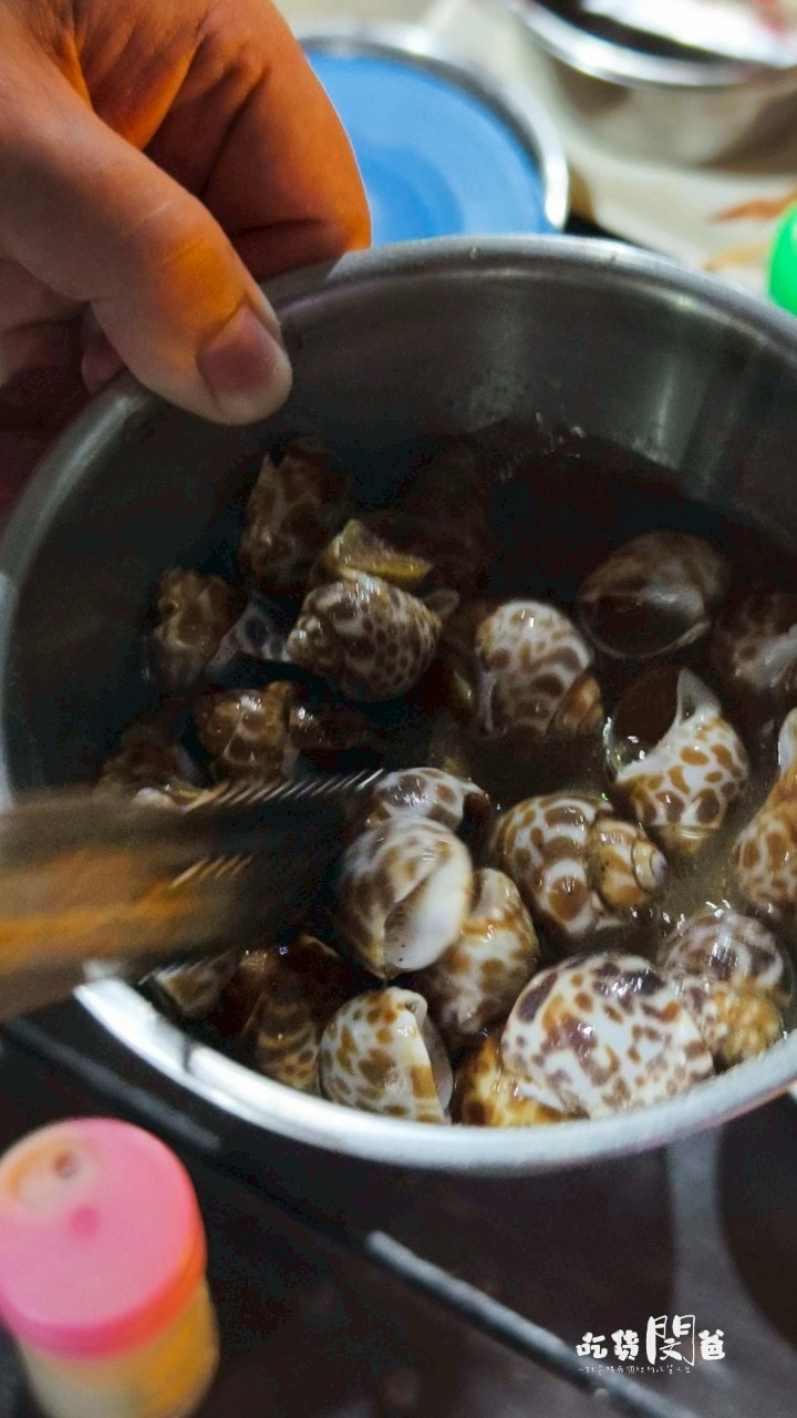 澎島之星｜澎湖吃到飽｜這間很狂！海鮮、肉肉吃到飽、胡椒鳳螺無限吃！口袋餅無限嗑！