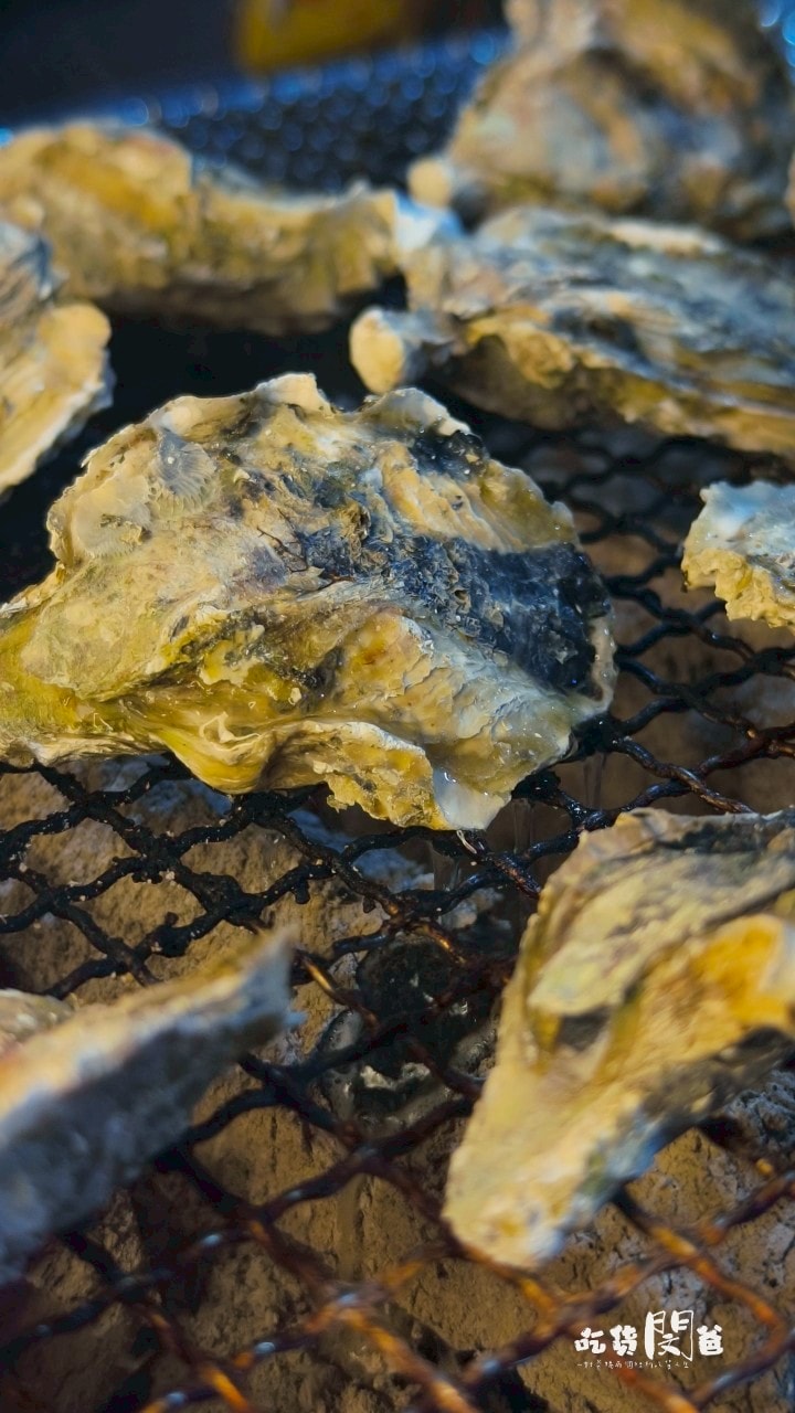 澎島之星｜澎湖吃到飽｜這間很狂！海鮮、肉肉吃到飽、胡椒鳳螺無限吃！口袋餅無限嗑！