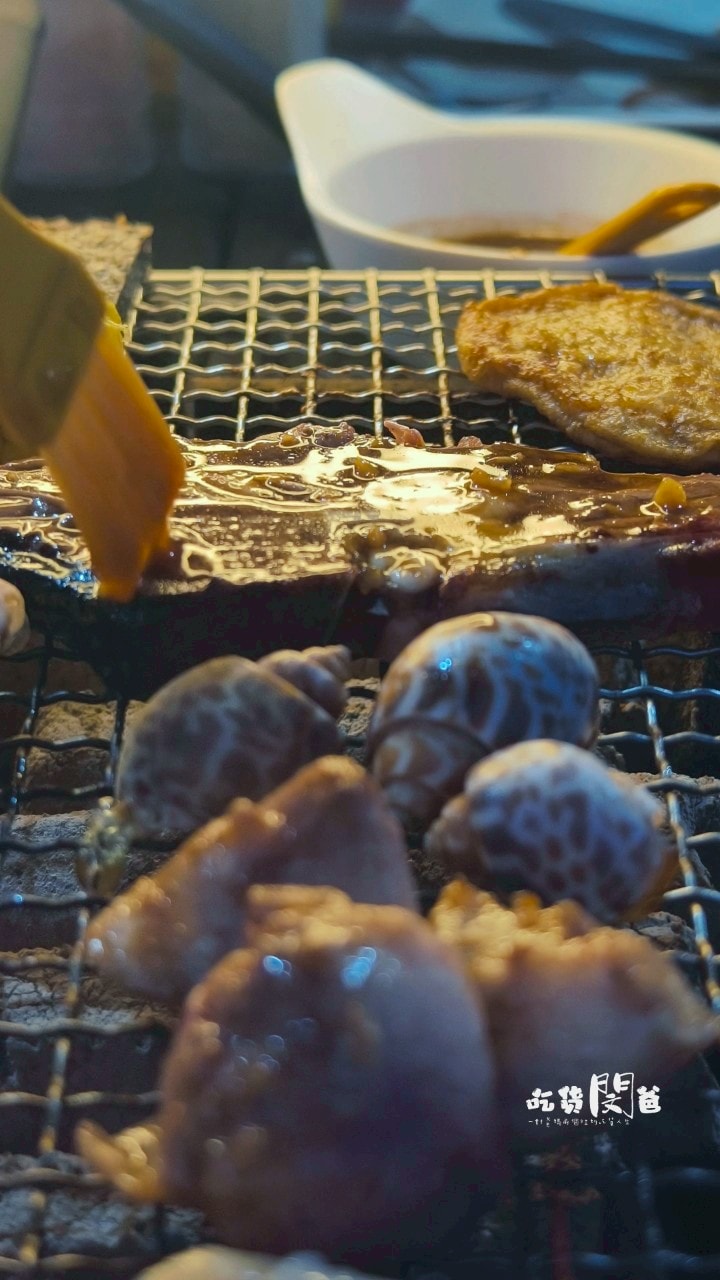 澎島之星｜澎湖吃到飽｜這間很狂！海鮮、肉肉吃到飽、胡椒鳳螺無限吃！口袋餅無限嗑！