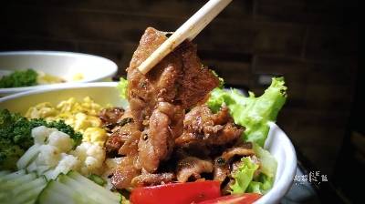 多一點咖啡文化店|高雄苓雅|僅此一間!紙包魚手路菜、霸王級美式大漢堡,一吃愛上! - 第76張圖 多一點咖啡文化店|高雄苓雅|僅此一間!紙包魚手路菜、霸王級美式大漢堡,一吃愛上!