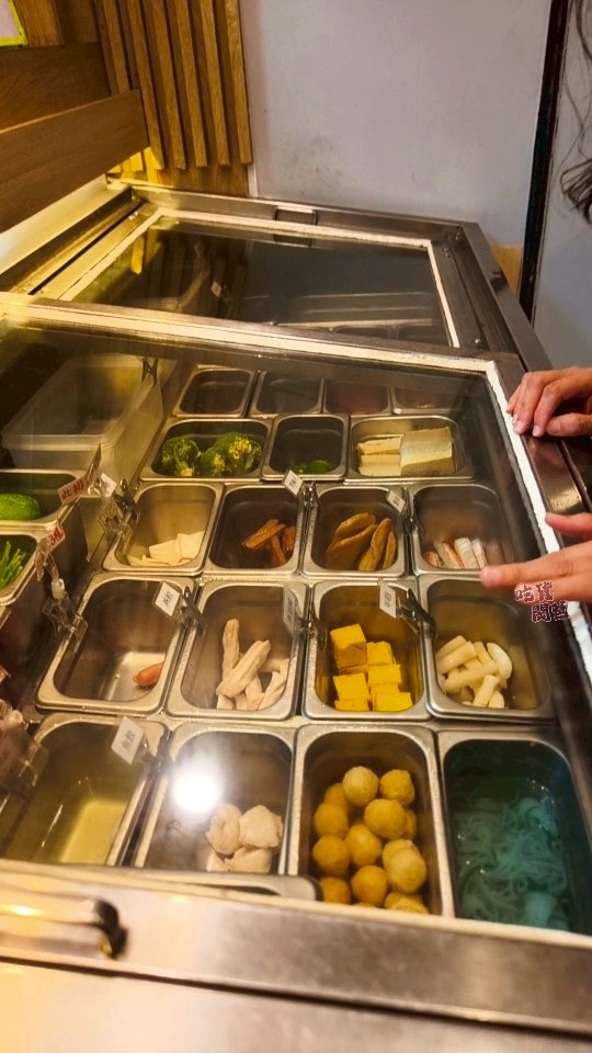 呷辣麻辣乾鍋|高雄三民|高醫最強宵夜場、熱河街覓食首選!一吃會愛上! - 第20張圖 呷辣麻辣乾鍋|高雄三民|高醫最強宵夜場、熱河街覓食首選!一吃會愛上!