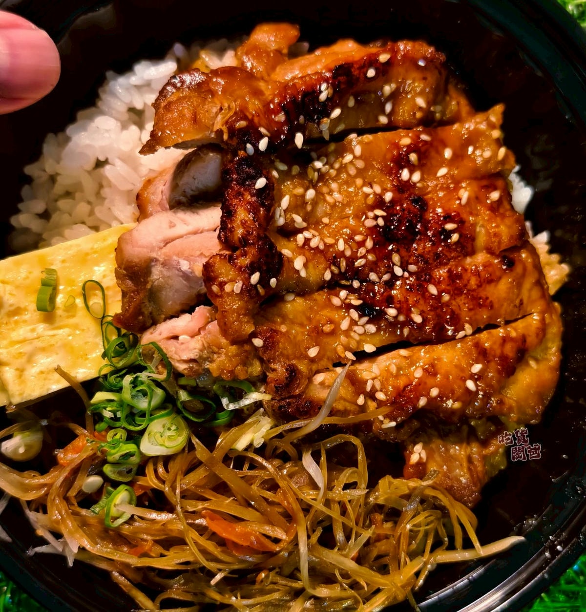 和暖日式定食｜高雄岡山｜丼飯強、餐盒狂！久久寵愛自己一次的美味，就是這款！