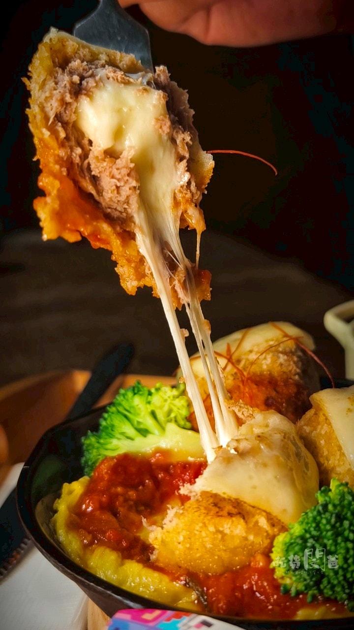 多一點咖啡文化店|高雄苓雅|僅此一間!紙包魚手路菜、霸王級美式大漢堡,一吃愛上! - 第52張圖 多一點咖啡文化店|高雄苓雅|僅此一間!紙包魚手路菜、霸王級美式大漢堡,一吃愛上!