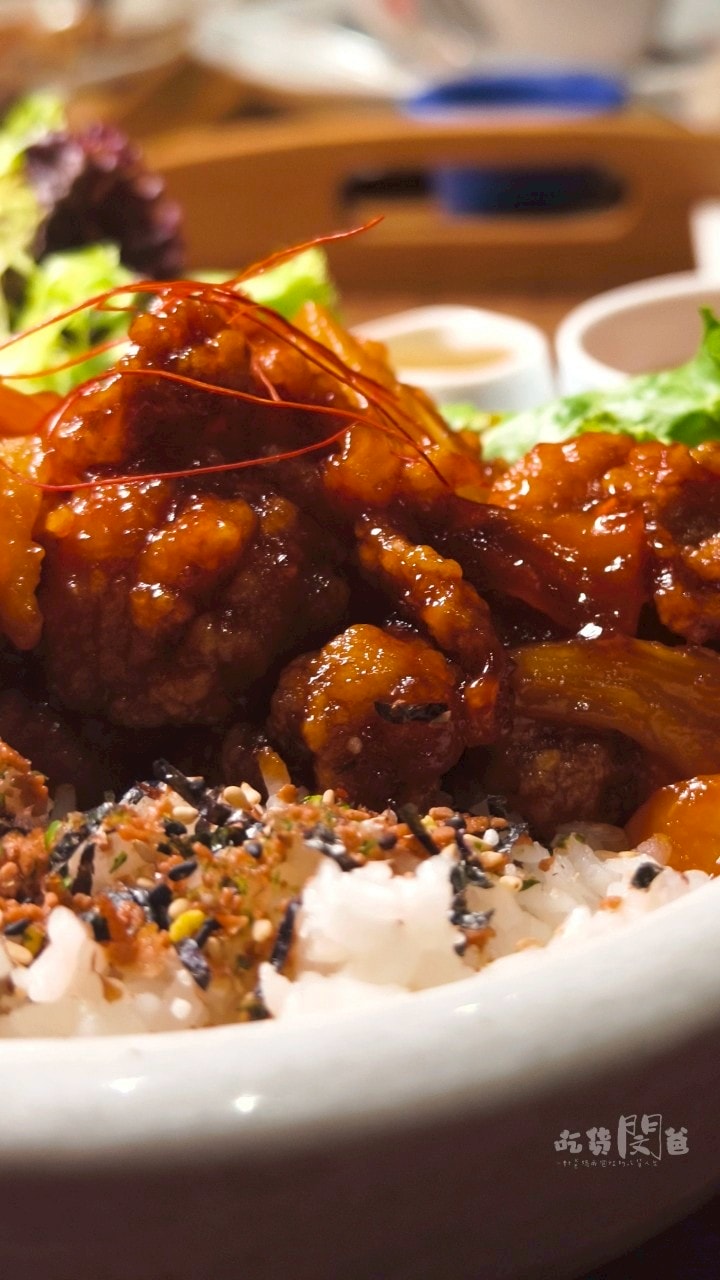 多一點咖啡文化店|高雄苓雅|僅此一間!紙包魚手路菜、霸王級美式大漢堡,一吃愛上! - 第36張圖 多一點咖啡文化店|高雄苓雅|僅此一間!紙包魚手路菜、霸王級美式大漢堡,一吃愛上!