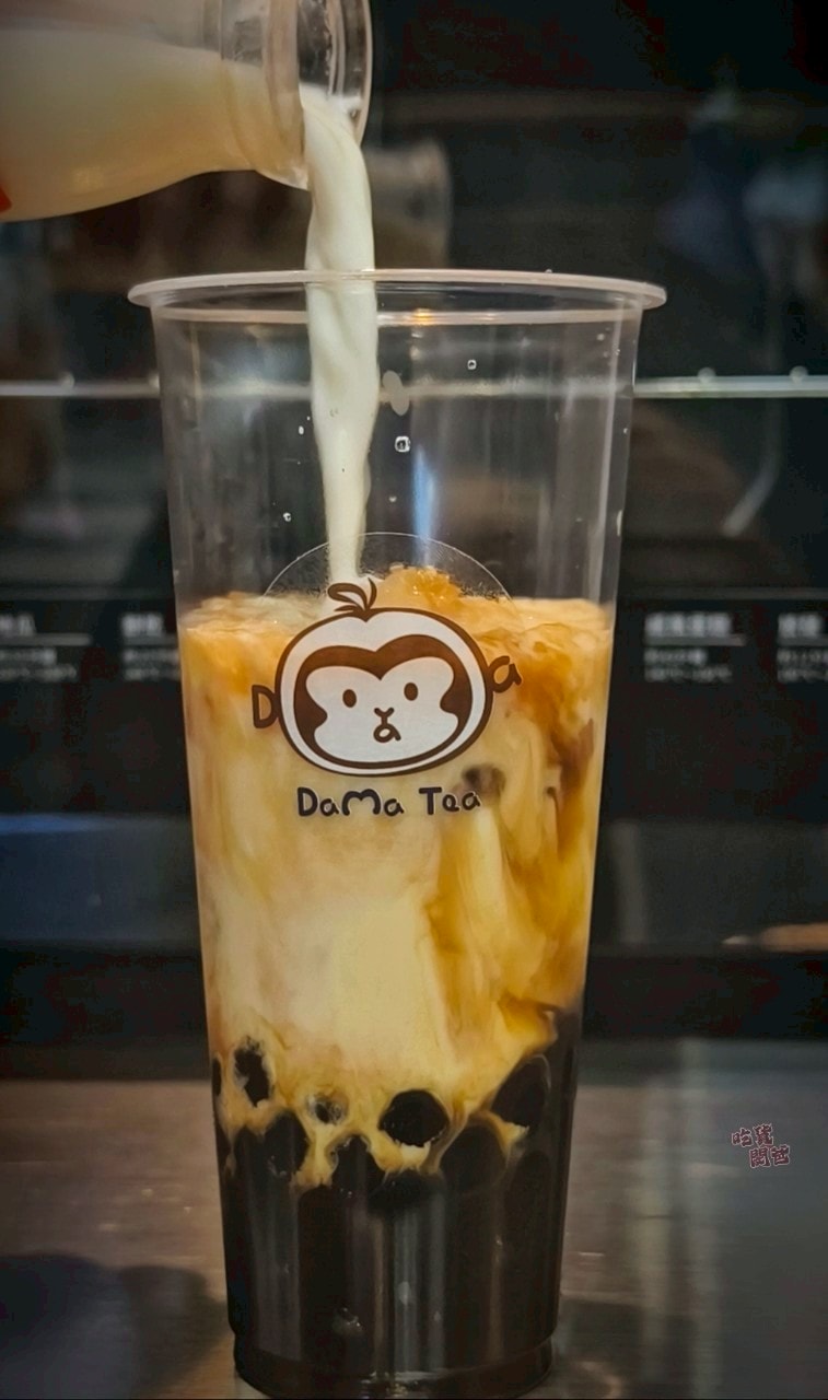 大麻紅茶冰鳳西店｜超扯！流沙爆漿厚片吐司爆好吃，再來杯紅茶冰超爽！