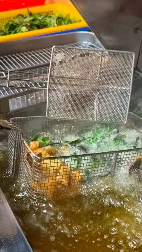 下午茶、晚餐、消夜首選!比臉大雞排60元佛心價,鹹酥雞更是一吃愛上!蘋果雞楠梓店 - 第12張圖 下午茶、晚餐、消夜首選!比臉大雞排60元佛心價,鹹酥雞更是一吃愛上!蘋果雞楠梓店