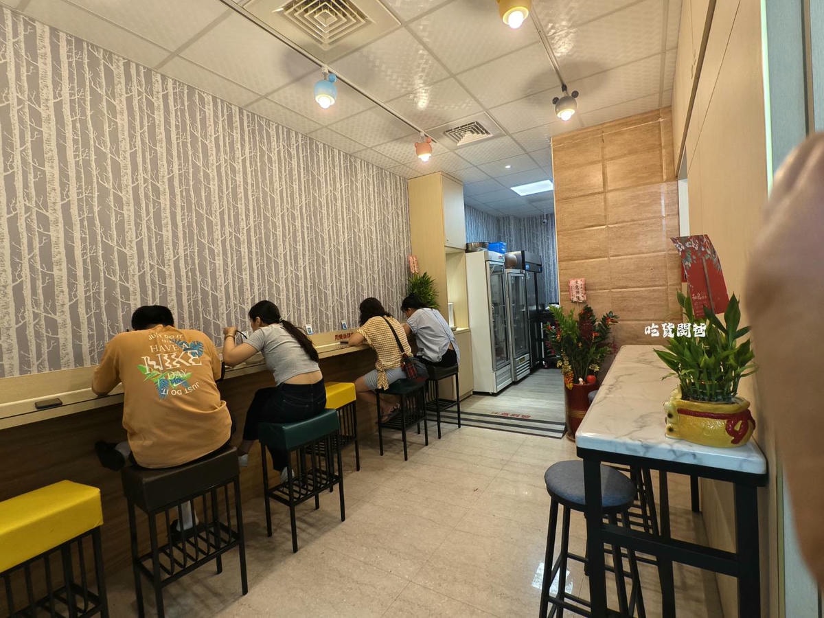 老紀牛肉熱河店2.0|25年老字號,牛肉、捲餅、小菜必吃,網美用餐空間,超派! - 第10張圖 老紀牛肉熱河店2.0|25年老字號,牛肉、捲餅、小菜必吃,網美用餐空間,超派!