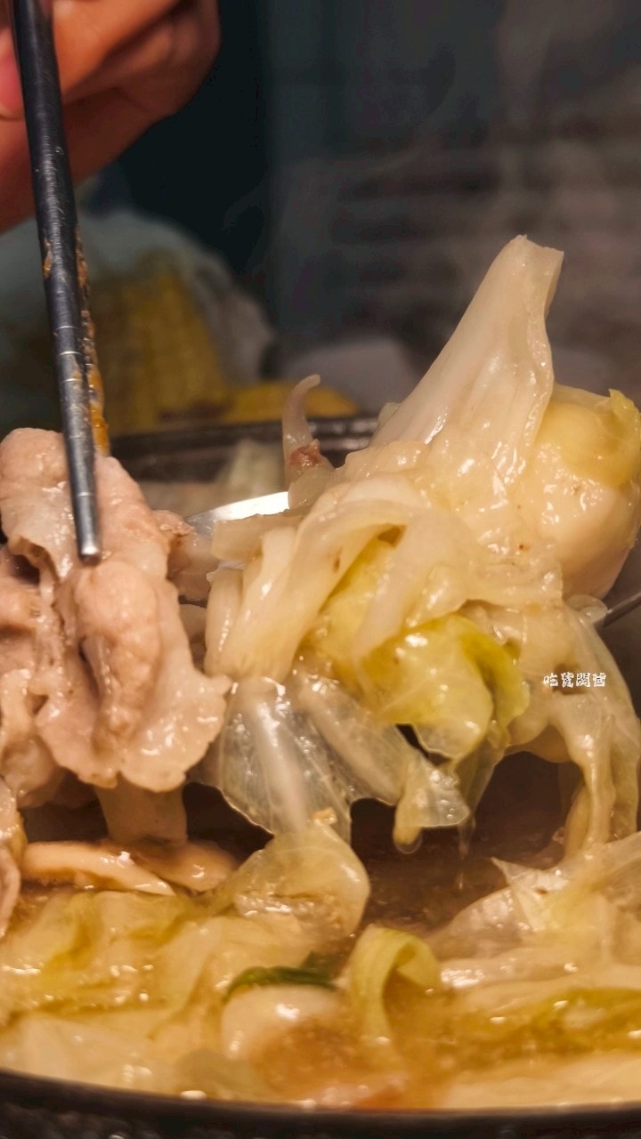 老牌石頭火鍋|高雄三民|一鍋入魂最傳統的火鍋,還是這間最迷人,你會愛上! - 第20張圖 老牌石頭火鍋|高雄三民|一鍋入魂最傳統的火鍋,還是這間最迷人,你會愛上!