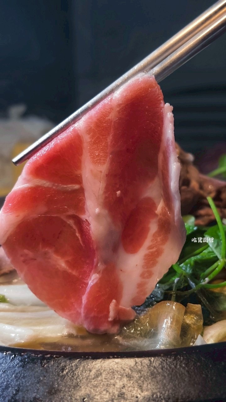 老牌石頭火鍋|高雄三民|一鍋入魂最傳統的火鍋,還是這間最迷人,你會愛上! - 第19張圖 老牌石頭火鍋|高雄三民|一鍋入魂最傳統的火鍋,還是這間最迷人,你會愛上!