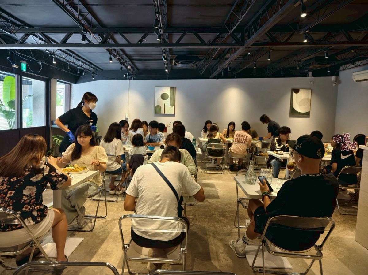 夏德莉鳳山店2.0|超人氣巷弄隱藏版,是甜點店?義大利麵店?定食專賣?一吃愛上! - 第5張圖 夏德莉鳳山店2.0|超人氣巷弄隱藏版,是甜點店?義大利麵店?定食專賣?一吃愛上!