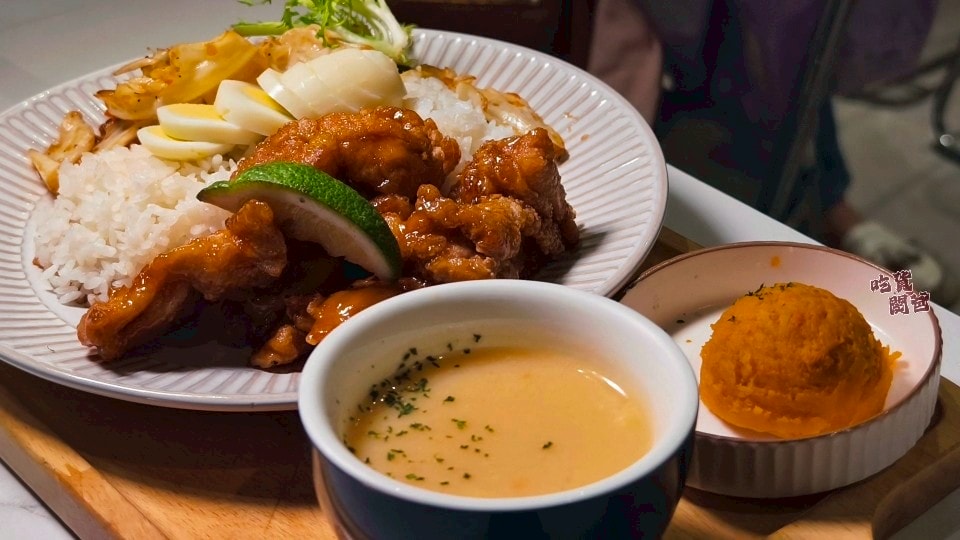 夏德莉鳳山店2.0|超人氣巷弄隱藏版,是甜點店?義大利麵店?定食專賣?一吃愛上! - 第25張圖 夏德莉鳳山店2.0|超人氣巷弄隱藏版,是甜點店?義大利麵店?定食專賣?一吃愛上!