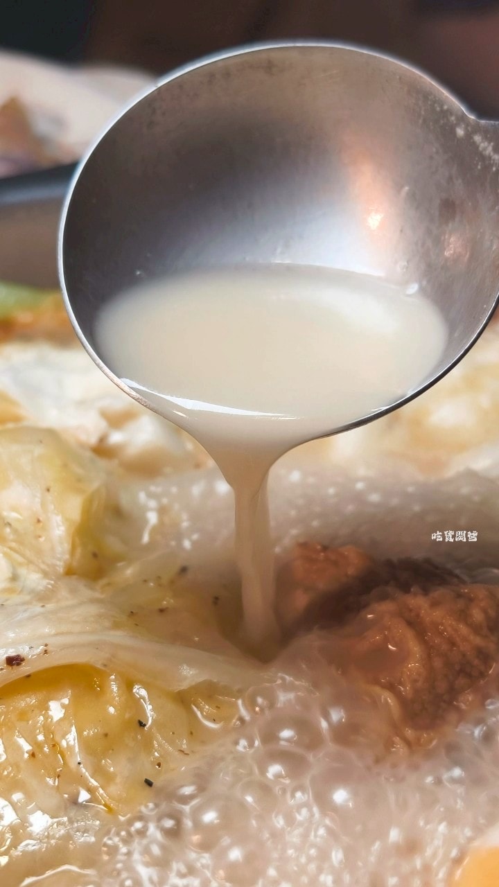 大宅門乾鍋鴨頭｜高雄左營｜超派一鍋二吃讓我一訪再訪，功夫菜讓我意猶未盡！