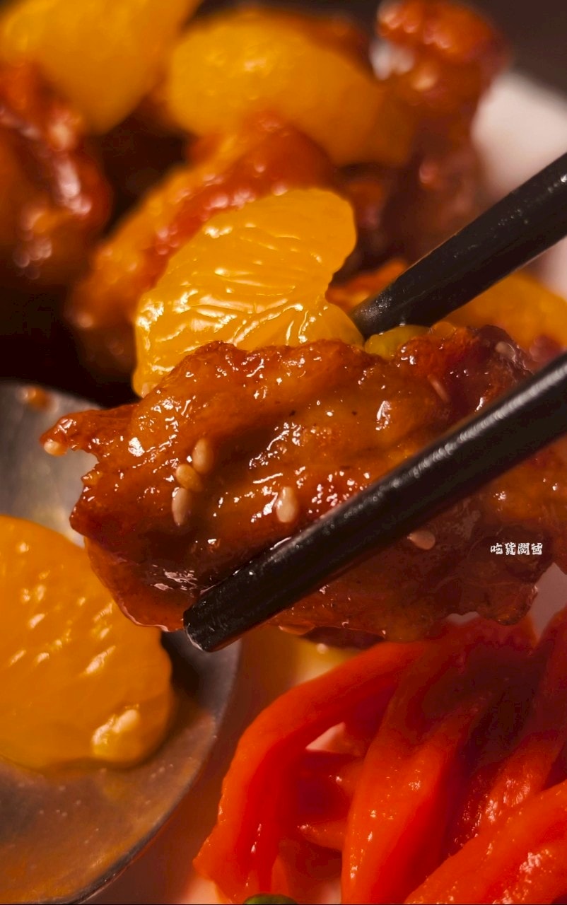 大宅門乾鍋鴨頭｜高雄左營｜超派一鍋二吃讓我一訪再訪，功夫菜讓我意猶未盡！