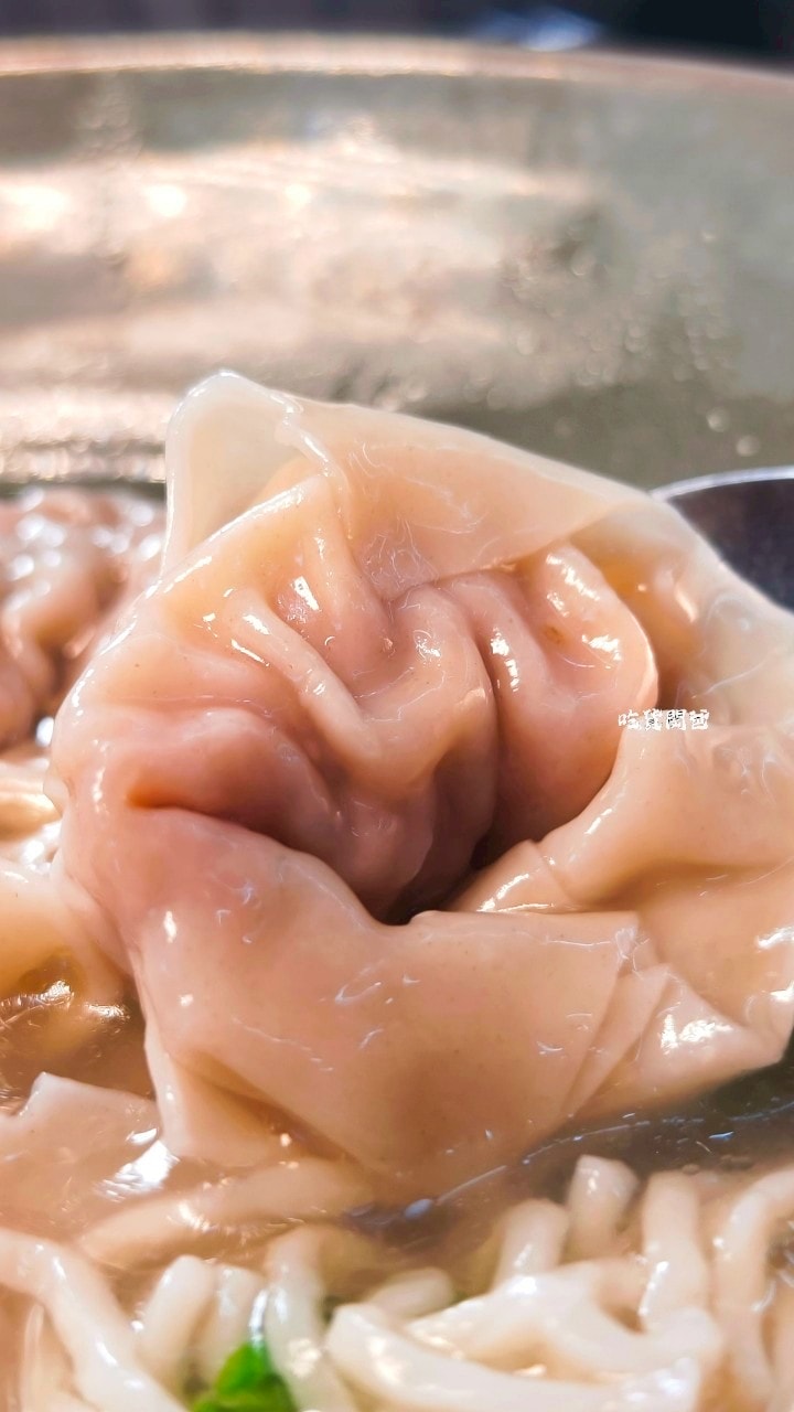 御麵館東港店|夠嗆!隱藏版小食堂,四川麻辣肥腸炸醬麵、酸辣乾粉夠勁必吃! - 第27張圖 御麵館東港店|夠嗆!隱藏版小食堂,四川麻辣肥腸炸醬麵、酸辣乾粉夠勁必吃!
