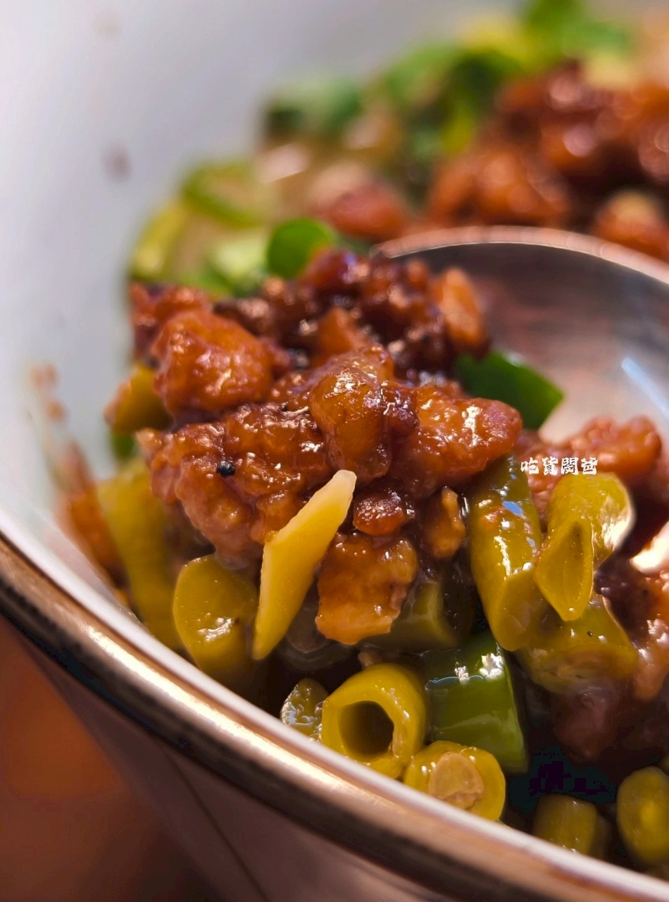 御麵館東港店|夠嗆!隱藏版小食堂,四川麻辣肥腸炸醬麵、酸辣乾粉夠勁必吃! - 第30張圖 御麵館東港店|夠嗆!隱藏版小食堂,四川麻辣肥腸炸醬麵、酸辣乾粉夠勁必吃!