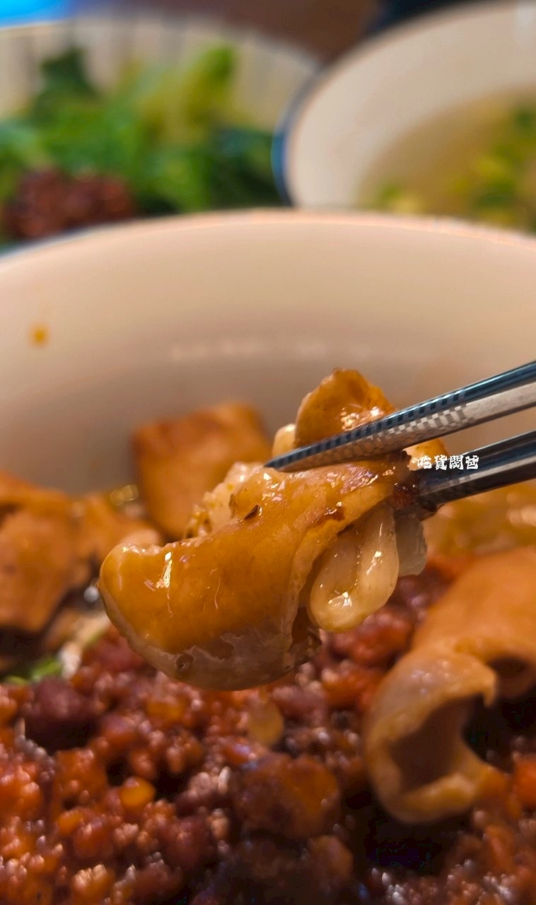 御麵館東港店|夠嗆!隱藏版小食堂,四川麻辣肥腸炸醬麵、酸辣乾粉夠勁必吃! - 第20張圖 御麵館東港店|夠嗆!隱藏版小食堂,四川麻辣肥腸炸醬麵、酸辣乾粉夠勁必吃!