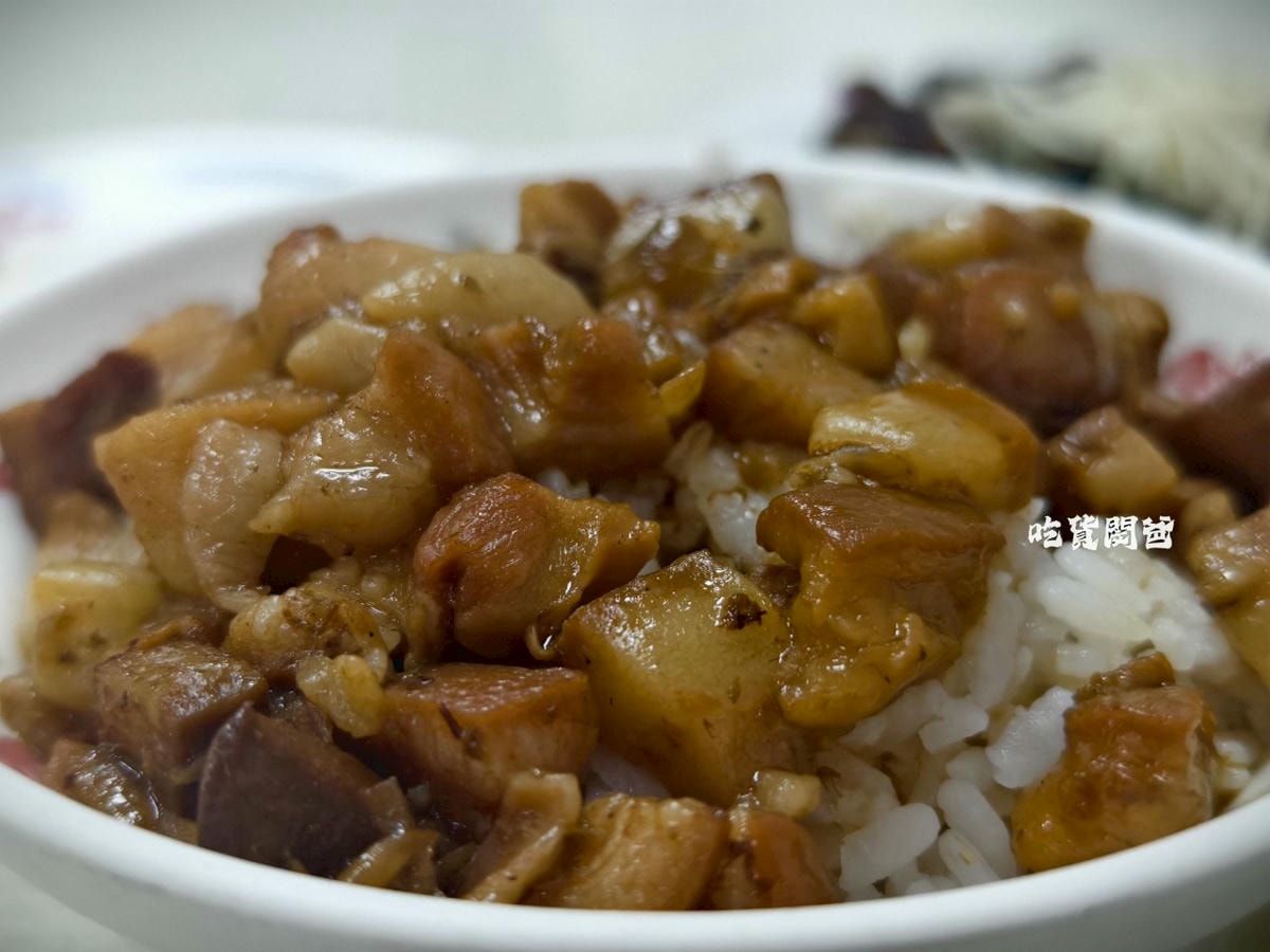 旺肉燥飯|高雄後驛老字號肉燥飯,必吃油條魚丸湯、滷豆腐、煎魚腸必點! - 第7張圖 旺肉燥飯|高雄後驛老字號肉燥飯,必吃油條魚丸湯、滷豆腐、煎魚腸必點!