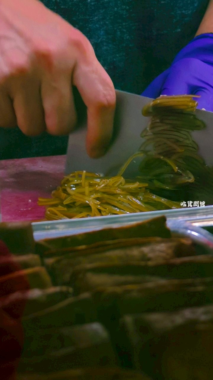 老紀牛肉熱河店2.0|25年老字號,牛肉、捲餅、小菜必吃,網美用餐空間,超派! - 第49張圖 老紀牛肉熱河店2.0|25年老字號,牛肉、捲餅、小菜必吃,網美用餐空間,超派!