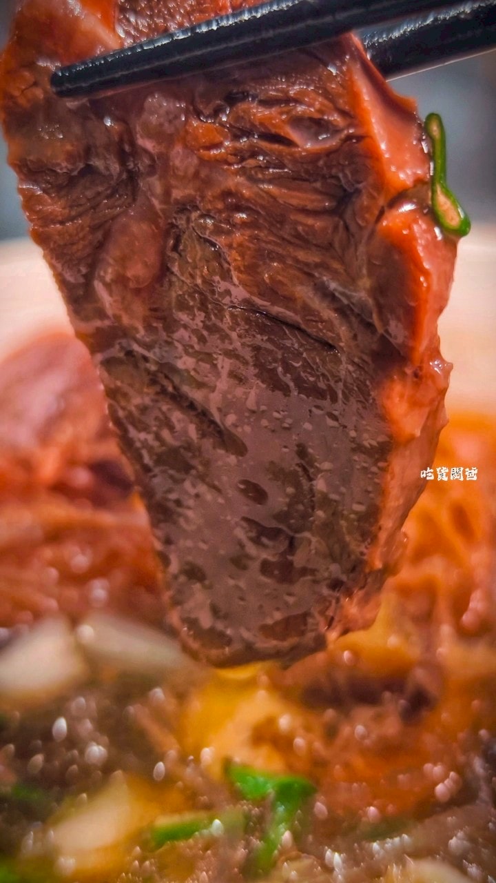 老紀牛肉熱河店2.0|25年老字號,牛肉、捲餅、小菜必吃,網美用餐空間,超派! - 第16張圖 老紀牛肉熱河店2.0|25年老字號,牛肉、捲餅、小菜必吃,網美用餐空間,超派!