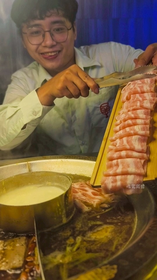 開麻開辣|最狂高雄吃到飽|火鍋七吃?數十種熱炒通通吃到飽,顛覆吃到飽的世界! - 第2張圖 開麻開辣|最狂高雄吃到飽|火鍋七吃?數十種熱炒通通吃到飽,顛覆吃到飽的世界!