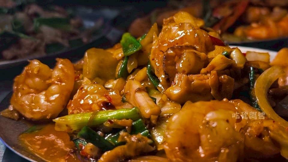 開麻開辣|最狂高雄吃到飽|火鍋七吃?數十種熱炒通通吃到飽,顛覆吃到飽的世界! - 第65張圖 開麻開辣|最狂高雄吃到飽|火鍋七吃?數十種熱炒通通吃到飽,顛覆吃到飽的世界!