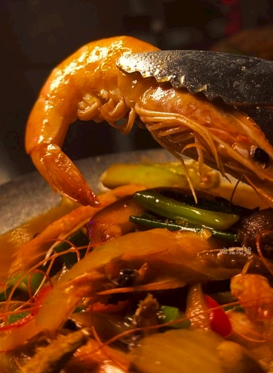 開麻開辣|最狂高雄吃到飽|火鍋七吃?數十種熱炒通通吃到飽,顛覆吃到飽的世界! - 第71張圖 開麻開辣|最狂高雄吃到飽|火鍋七吃?數十種熱炒通通吃到飽,顛覆吃到飽的世界!