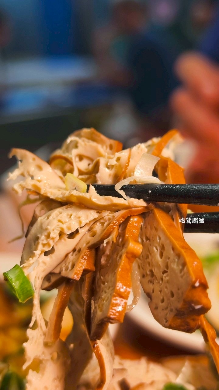 老紀牛肉熱河店2.0|25年老字號,牛肉、捲餅、小菜必吃,網美用餐空間,超派! - 第50張圖 老紀牛肉熱河店2.0|25年老字號,牛肉、捲餅、小菜必吃,網美用餐空間,超派!