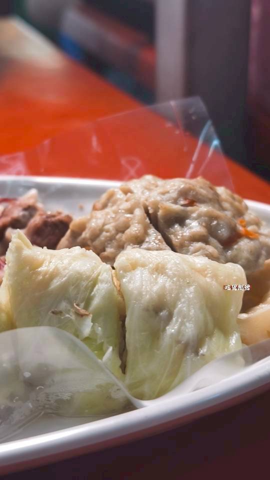 小樽關東煮|高雄鳳山|超狂隱藏版,當蔬果白湯遇上麻辣湯汁,一攤兩吃,超浮誇! - 第27張圖 小樽關東煮|高雄鳳山|超狂隱藏版,當蔬果白湯遇上麻辣湯汁,一攤兩吃,超浮誇!