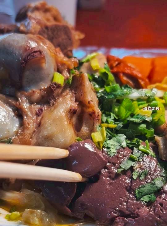 小樽關東煮|高雄鳳山|超狂隱藏版,當蔬果白湯遇上麻辣湯汁,一攤兩吃,超浮誇! - 第45張圖 小樽關東煮|高雄鳳山|超狂隱藏版,當蔬果白湯遇上麻辣湯汁,一攤兩吃,超浮誇!