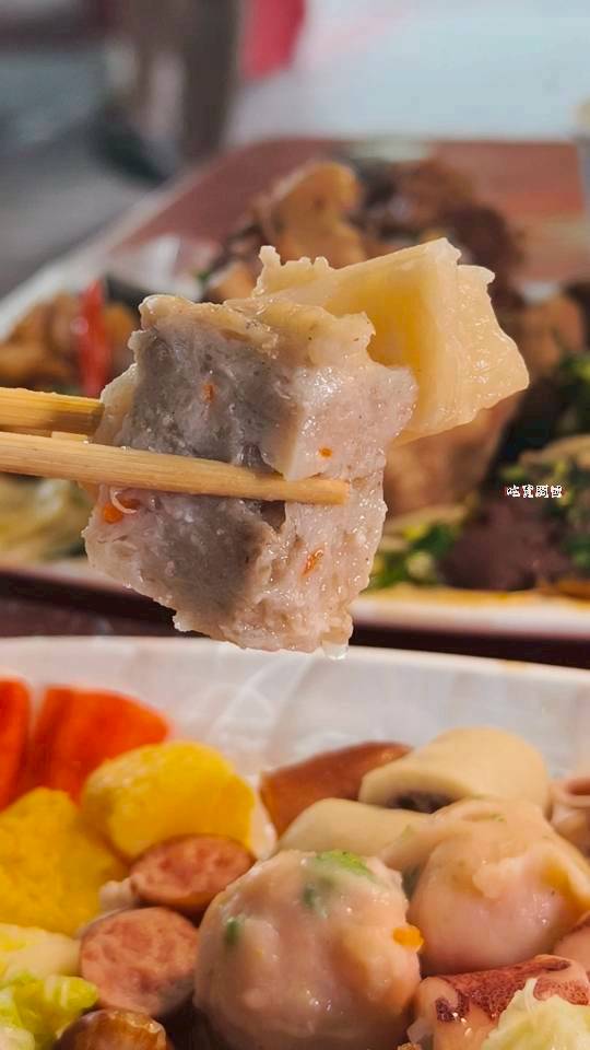 小樽關東煮|高雄鳳山|超狂隱藏版,當蔬果白湯遇上麻辣湯汁,一攤兩吃,超浮誇! - 第30張圖 小樽關東煮|高雄鳳山|超狂隱藏版,當蔬果白湯遇上麻辣湯汁,一攤兩吃,超浮誇!