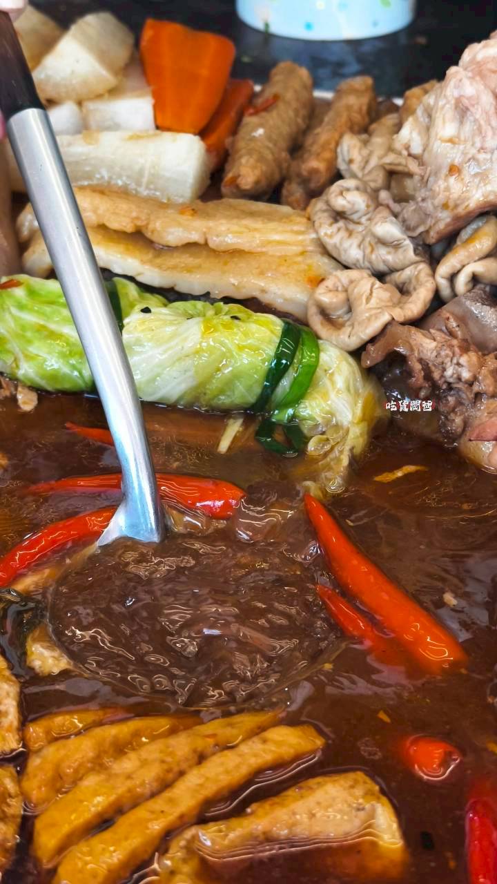小樽關東煮|高雄鳳山|超狂隱藏版,當蔬果白湯遇上麻辣湯汁,一攤兩吃,超浮誇! - 第53張圖 小樽關東煮|高雄鳳山|超狂隱藏版,當蔬果白湯遇上麻辣湯汁,一攤兩吃,超浮誇!