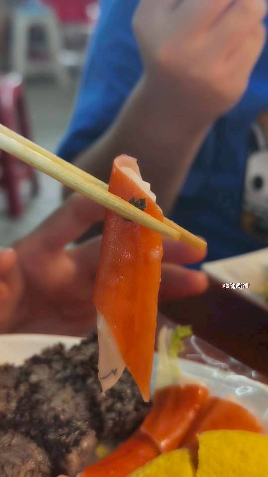 小樽關東煮|高雄鳳山|超狂隱藏版,當蔬果白湯遇上麻辣湯汁,一攤兩吃,超浮誇! - 第33張圖 小樽關東煮|高雄鳳山|超狂隱藏版,當蔬果白湯遇上麻辣湯汁,一攤兩吃,超浮誇!