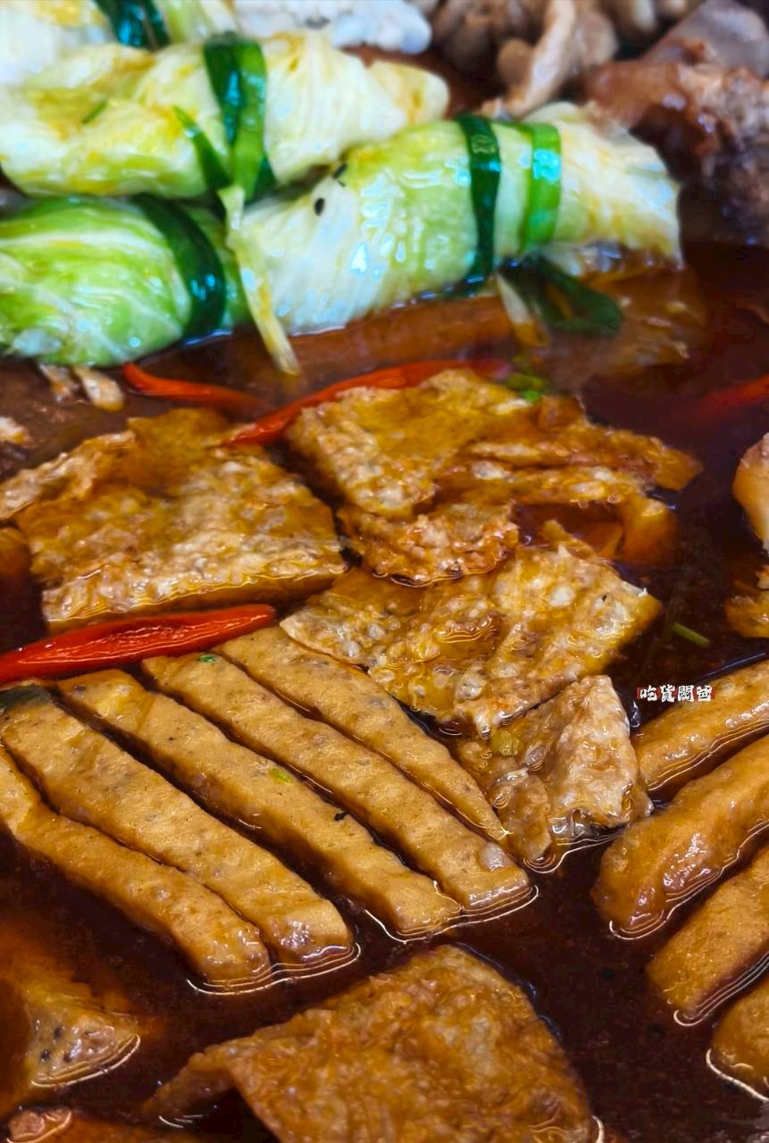 小樽關東煮|高雄鳳山|超狂隱藏版,當蔬果白湯遇上麻辣湯汁,一攤兩吃,超浮誇! - 第46張圖 小樽關東煮|高雄鳳山|超狂隱藏版,當蔬果白湯遇上麻辣湯汁,一攤兩吃,超浮誇!