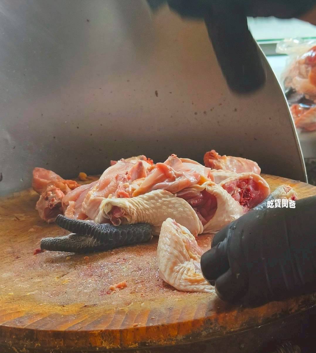 阿欽師跑山雞肉飯｜高雄六龜｜包手老闆！60元秒殺雙雞肉飯，生熟雞也是早早淨空，超扯！