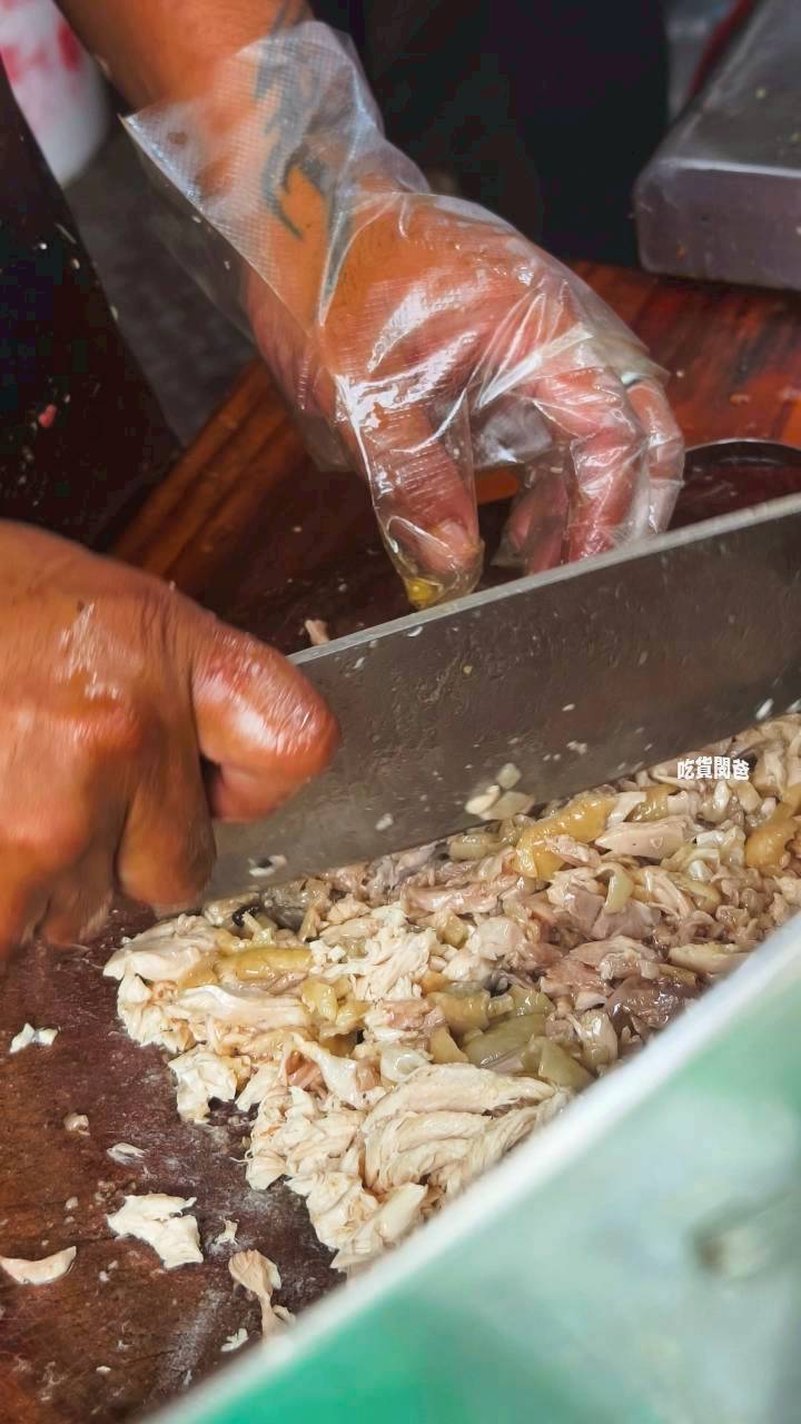 阿欽師跑山雞肉飯｜高雄六龜｜包手老闆！60元秒殺雙雞肉飯，生熟雞也是早早淨空，超扯！
