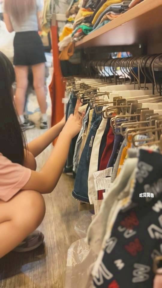 高雄超好買百元童裝!買到手停不下來,當季CP童裝、換季特賣撿好康的童裝首選|伊朵拉嬰幼兒服飾 - 第14張圖 高雄超好買百元童裝!買到手停不下來,當季CP童裝、換季特賣撿好康的童裝首選|伊朵拉嬰幼兒服飾
