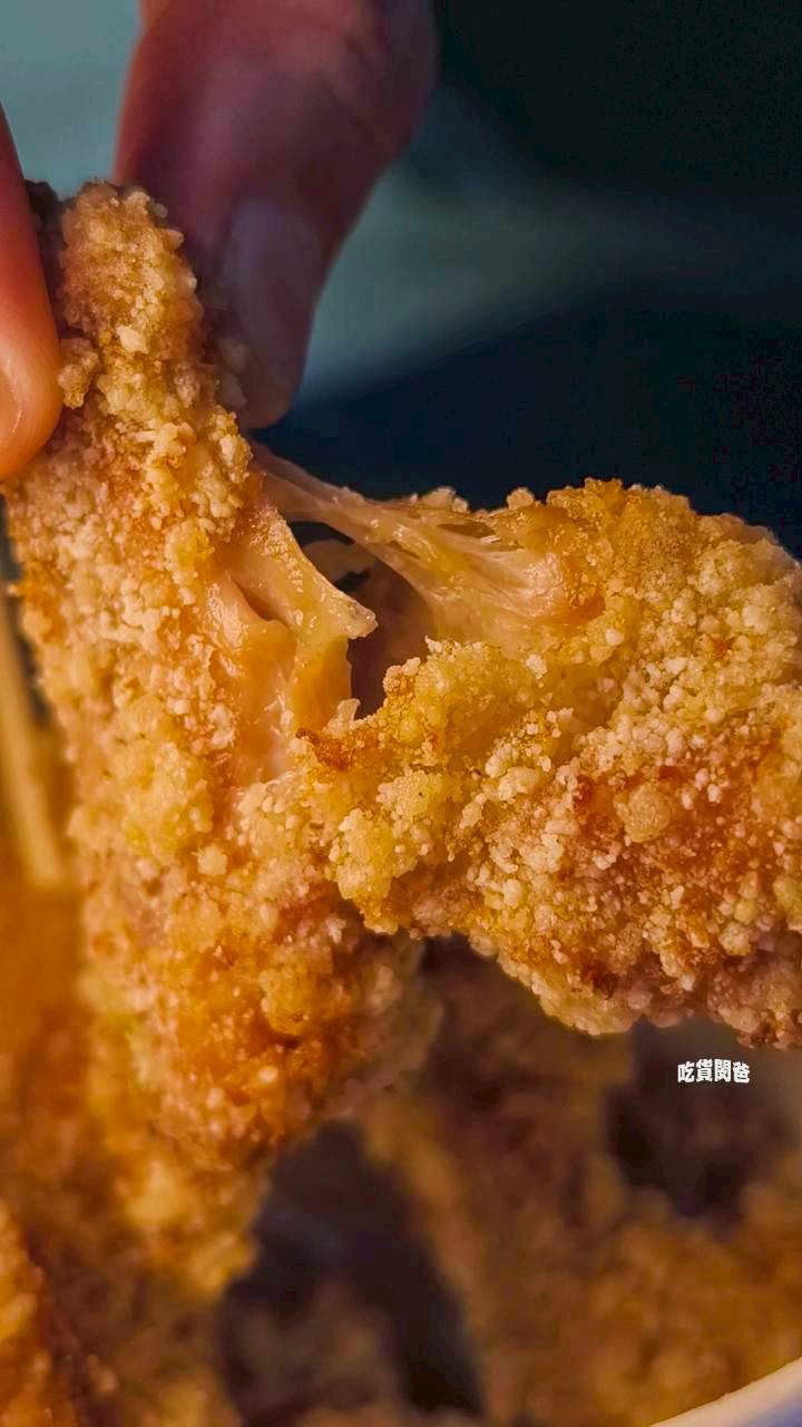 鈦吉花雕雞｜高雄夜市必吃，鳳山海洋、林園夜市必吃手拿炸雞桶、肉串 !