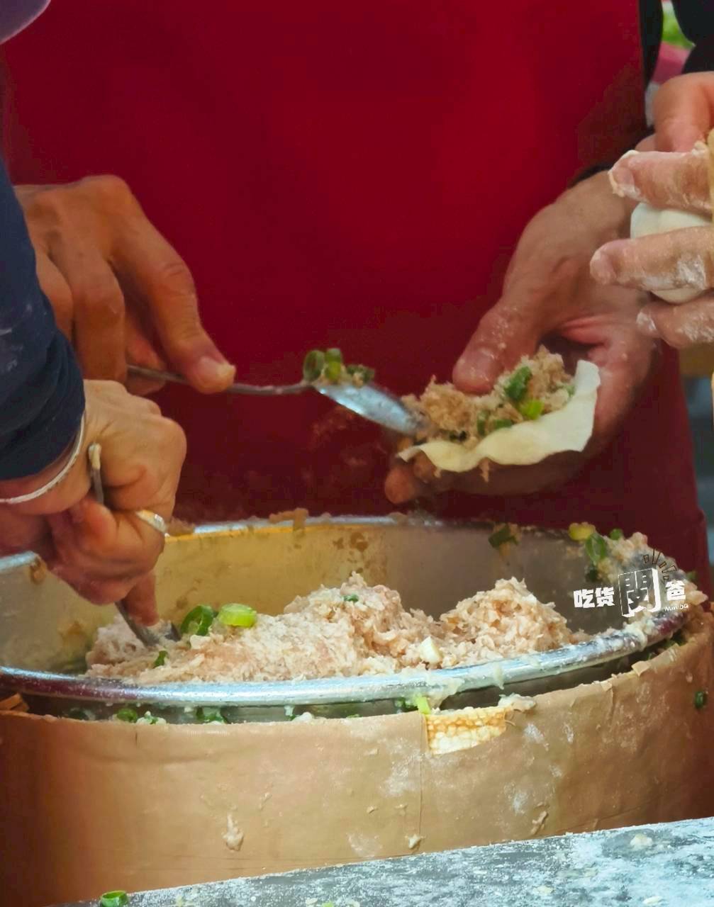 富錦饗小籠湯包|高雄三民|麵皮薄、爆炸湯汁、餡料飽嘴的老店早午餐! - 第7張圖 富錦饗小籠湯包|高雄三民|麵皮薄、爆炸湯汁、餡料飽嘴的老店早午餐!