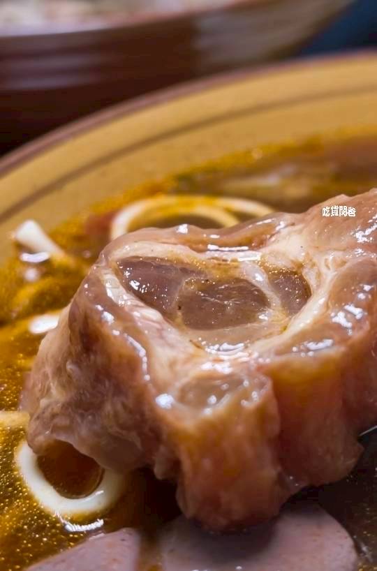 真鶴牛肉拉麵|高雄左營|戰斧牛肉麵吃過沒?牛三寶、肥腸麵,你會愛上! - 第22張圖 真鶴牛肉拉麵|高雄左營|戰斧牛肉麵吃過沒?牛三寶、肥腸麵,你會愛上!