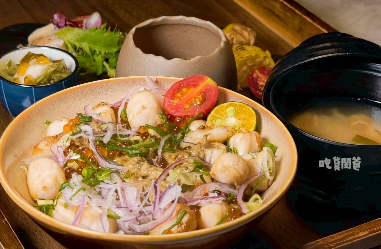 究鶴餐館|高雄左營|定食超強!蒜蝦飯必嗑!甜點更狂!超綿密鶴拳布丁更是必吃! - 第27張圖 究鶴餐館|高雄左營|定食超強!蒜蝦飯必嗑!甜點更狂!超綿密鶴拳布丁更是必吃!