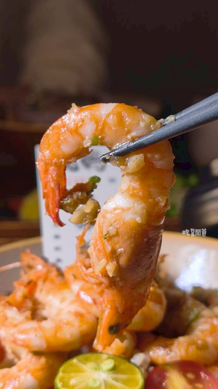 究鶴餐館|高雄左營|定食超強!蒜蝦飯必嗑!甜點更狂!超綿密鶴拳布丁更是必吃! - 第16張圖 究鶴餐館|高雄左營|定食超強!蒜蝦飯必嗑!甜點更狂!超綿密鶴拳布丁更是必吃!