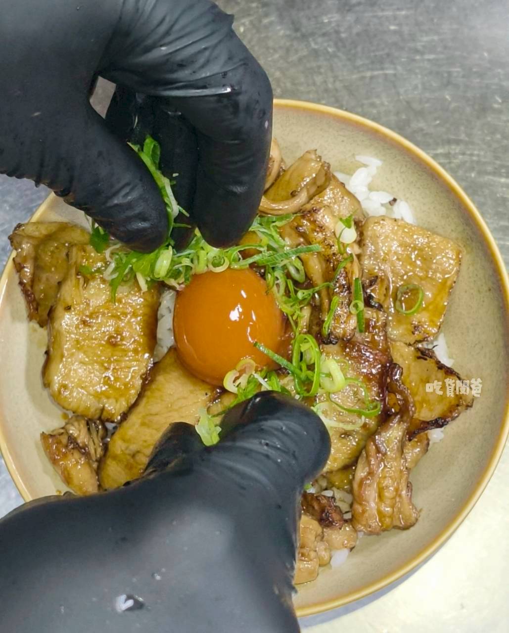 究鶴餐館|高雄左營|定食超強!蒜蝦飯必嗑!甜點更狂!超綿密鶴拳布丁更是必吃! - 第38張圖 究鶴餐館|高雄左營|定食超強!蒜蝦飯必嗑!甜點更狂!超綿密鶴拳布丁更是必吃!