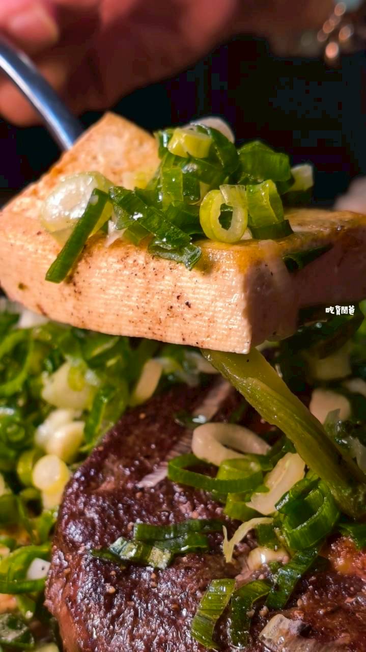 大港參貳牛排館鼎山店|高雄最強宵夜場!爽嗑海陸重磅排餐,肉控、海味!通通到位! - 第42張圖 大港參貳牛排館鼎山店|高雄最強宵夜場!爽嗑海陸重磅排餐,肉控、海味!通通到位!