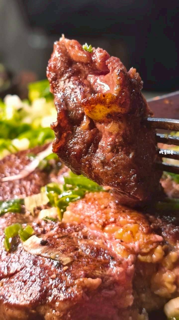 大港參貳牛排館鼎山店|高雄最強宵夜場!爽嗑海陸重磅排餐,肉控、海味!通通到位! - 第40張圖 大港參貳牛排館鼎山店|高雄最強宵夜場!爽嗑海陸重磅排餐,肉控、海味!通通到位!