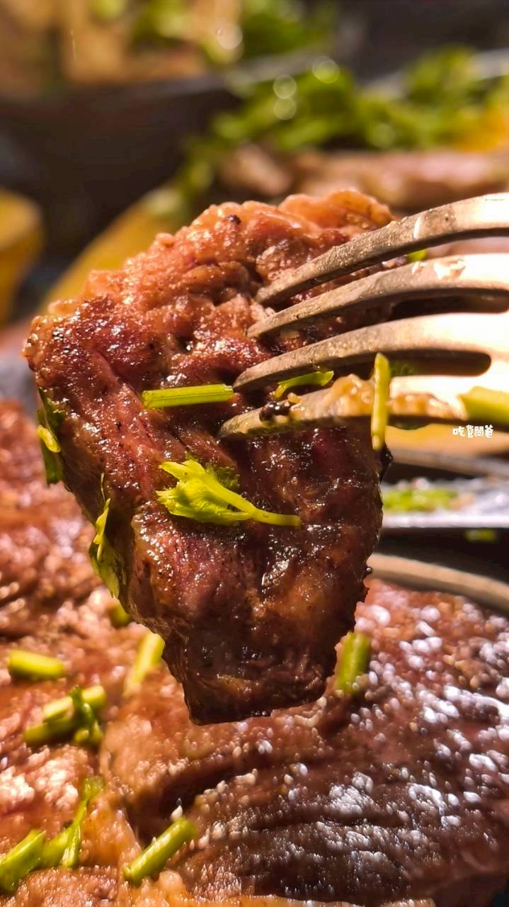 大港參貳牛排館鼎山店|高雄最強宵夜場!爽嗑海陸重磅排餐,肉控、海味!通通到位! - 第48張圖 大港參貳牛排館鼎山店|高雄最強宵夜場!爽嗑海陸重磅排餐,肉控、海味!通通到位!