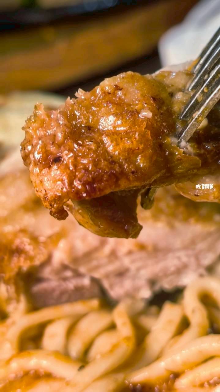 大港參貳牛排館鼎山店|高雄最強宵夜場!爽嗑海陸重磅排餐,肉控、海味!通通到位! - 第27張圖 大港參貳牛排館鼎山店|高雄最強宵夜場!爽嗑海陸重磅排餐,肉控、海味!通通到位!