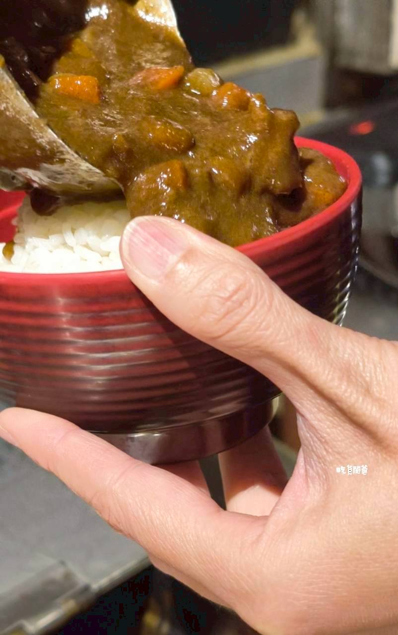 鬥牛士牛排食堂五福店，肉控必吃！自助吧暢用！牛肉狂、鴨胸酥嫩、豬腳脆香！