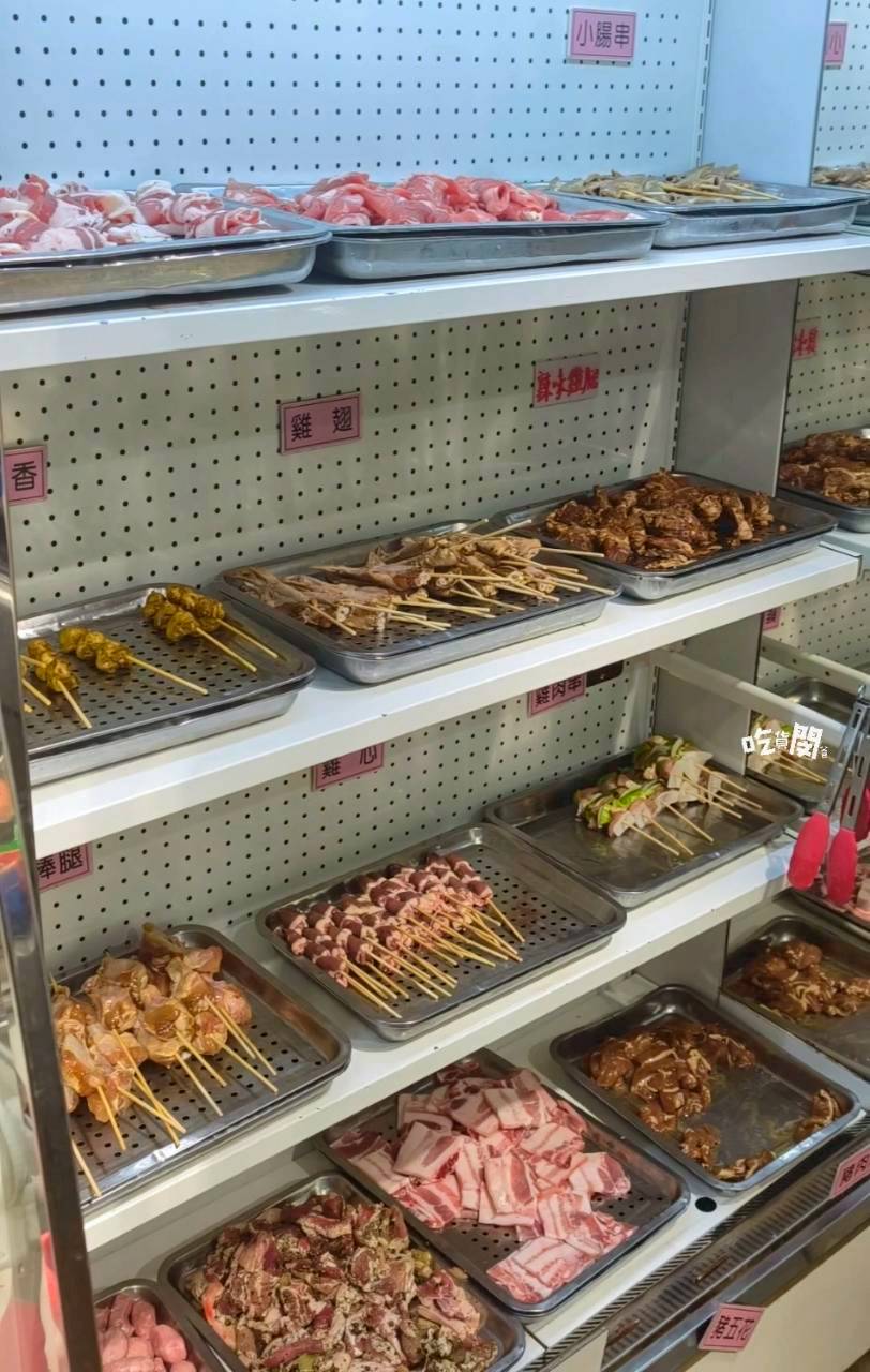 南海澎湖燒烤｜高雄前鎮｜最強消夜場！澎湖直送魚蝦蟹、生蠔通通無限吃到飽！