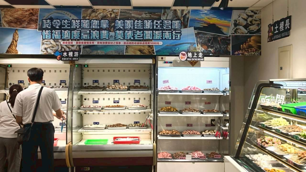 南海澎湖燒烤｜高雄前鎮｜最強消夜場！澎湖直送魚蝦蟹、生蠔通通無限吃到飽！